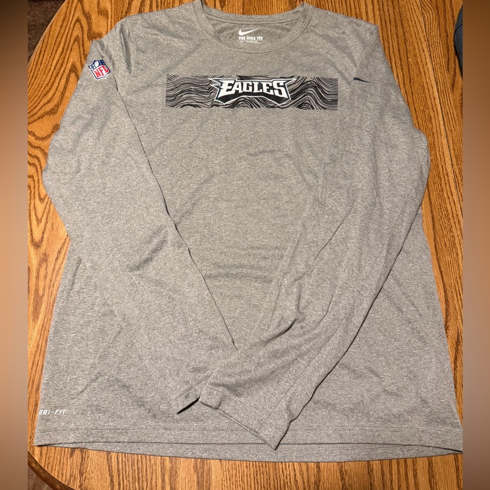 the nike tee dri fit tshirt unisex XL Philadelphia eagles
